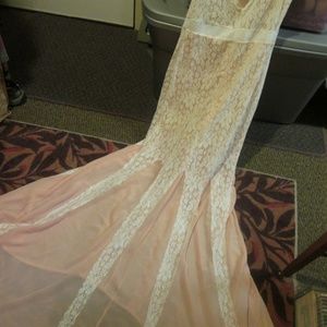 PEACHY STRETCH LACE DRESS WITH TRAIN/MERMAID STYLE